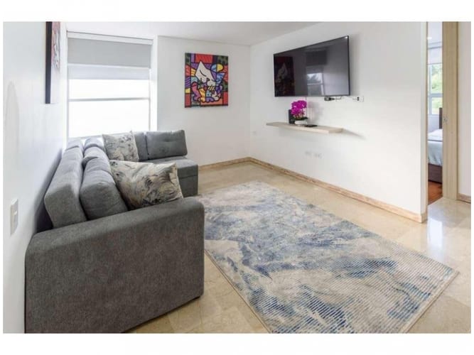 Apartamento de 3 alcobas en venta en Los Naranjos, Medellín, 222 m² · foto 3 de 19