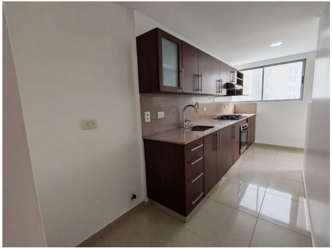 Apartamento de 3 alcobas en venta en Castropol, Medellín, 124 m² · foto 5 de 14