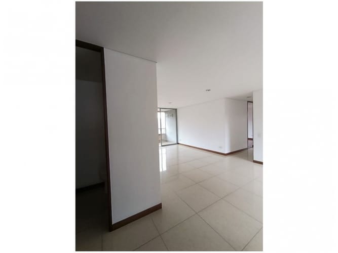 Apartamento de 3 alcobas en venta en Castropol, Medellín, 124 m² · foto 6 de 14