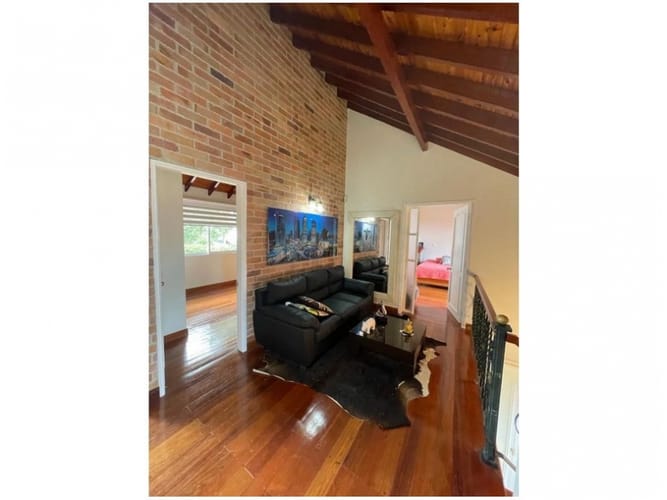 Casa de 5 alcobas en venta en El Retiro, 323 m² · foto 8 de 20