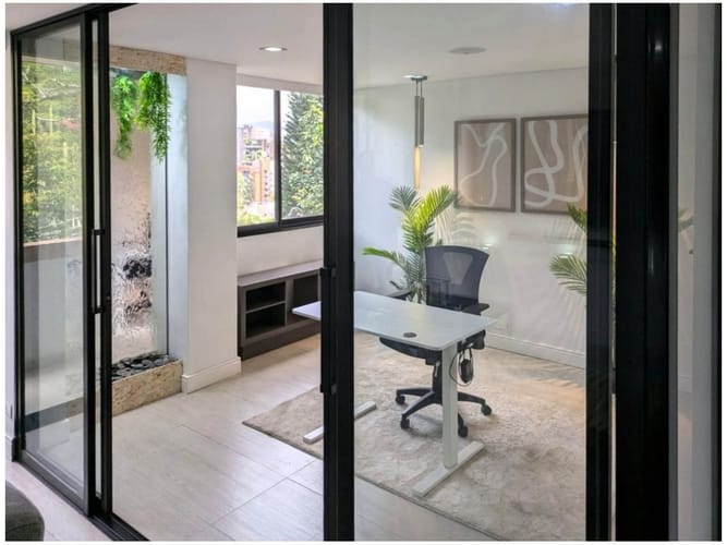 Apartamento de 2 alcobas en venta en Las Lomas, Medellín, 150 m² · foto 9 de 24