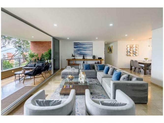 Apartamento de 3 alcobas en venta en Los Naranjos, Medellín, 222 m² · foto 9 de 19