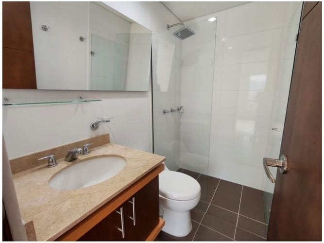 Apartamento de 3 alcobas en venta en Castropol, Medellín, 124 m² · foto 11 de 14