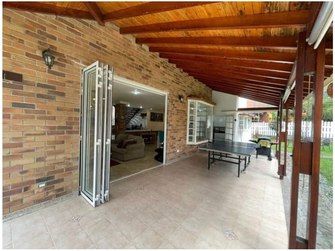 Casa de 5 alcobas en venta en El Retiro, 323 m² · foto 12 de 20