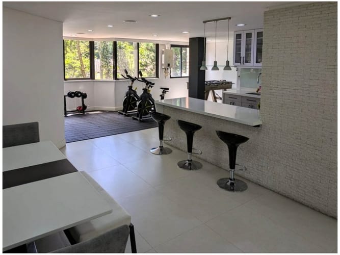 Apartamento de 2 alcobas en venta en Las Lomas, Medellín, 150 m² · foto 14 de 24