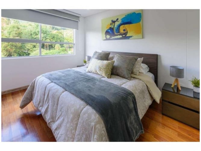 Apartamento de 3 alcobas en venta en Los Naranjos, Medellín, 222 m² · foto 15 de 19