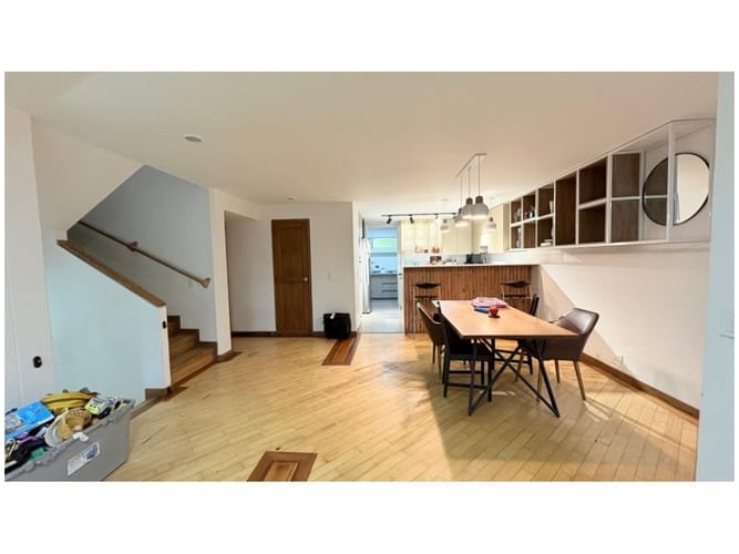 Casa de 3 alcobas en venta en Los Balsos, Medellín, 316 m² · foto 2 de 18
