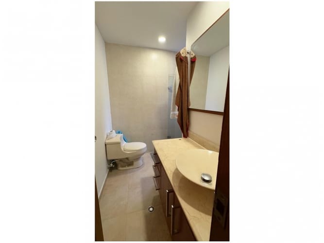 Casa de 3 alcobas en venta en Los Balsos, Medellín, 316 m² · foto 15 de 18