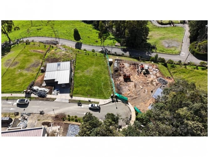 Lote en venta en Pantanillo, Envigado, 880 m² · foto 5 de 6
