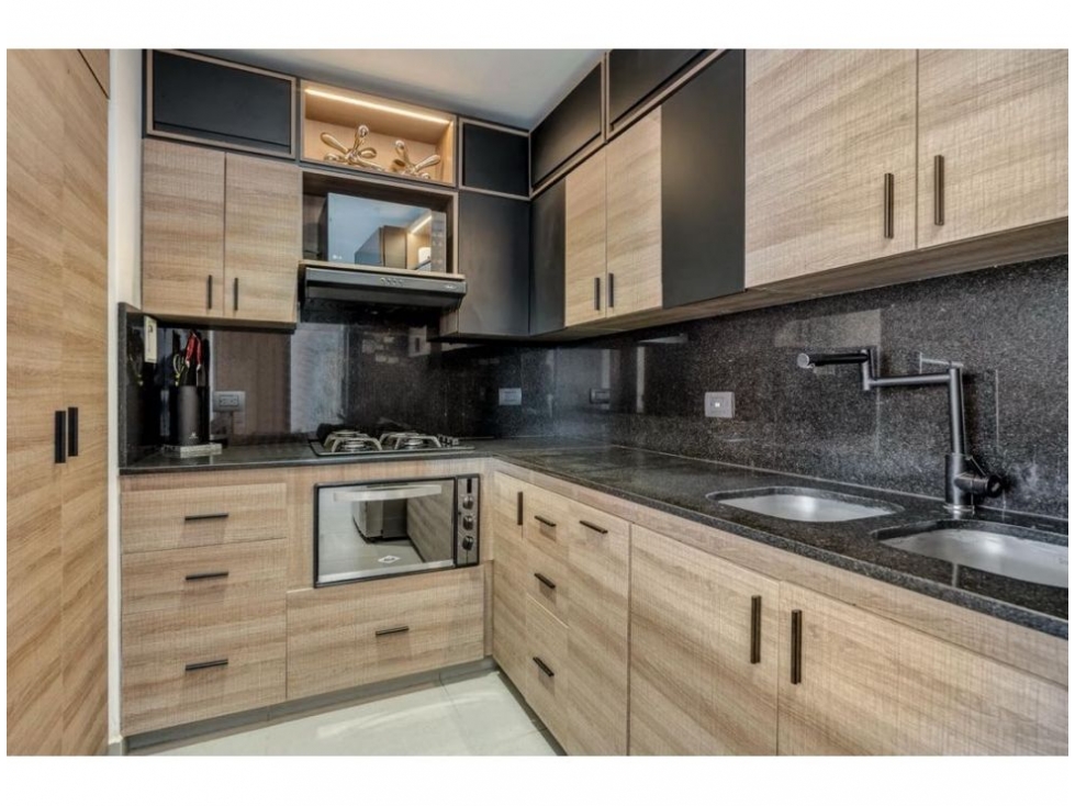 Apartamento en venta en Escobero, Envigado · foto 9 de 24
