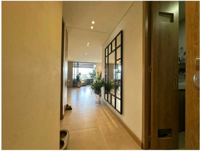Apartamento de 2 alcobas en venta en El Tesoro, Medellín, 84 m² · foto 8 de 16