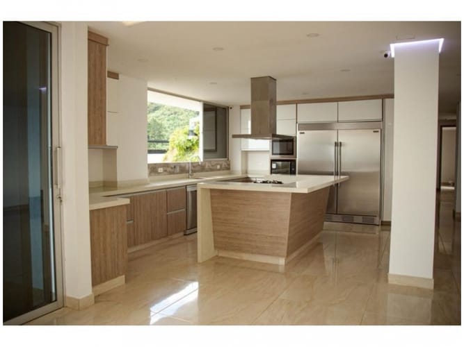 Casa de 5 alcobas en venta en Las Palmas, Envigado, 587 m² · foto 4 de 20