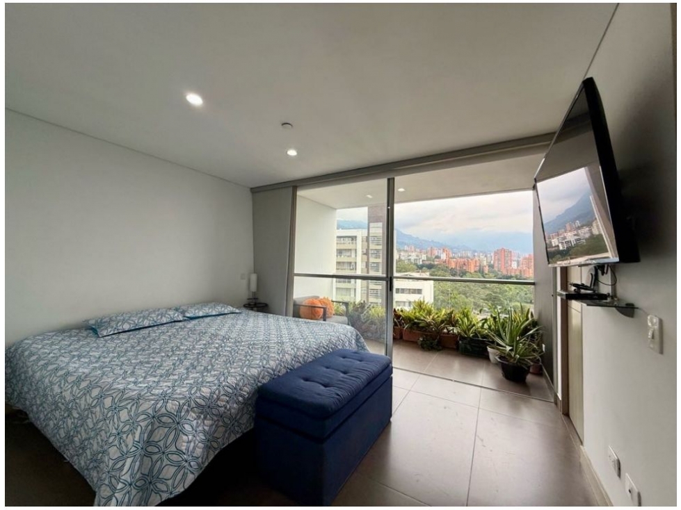 Apartamento en venta en El Poblado, Medellín · foto 13 de 24