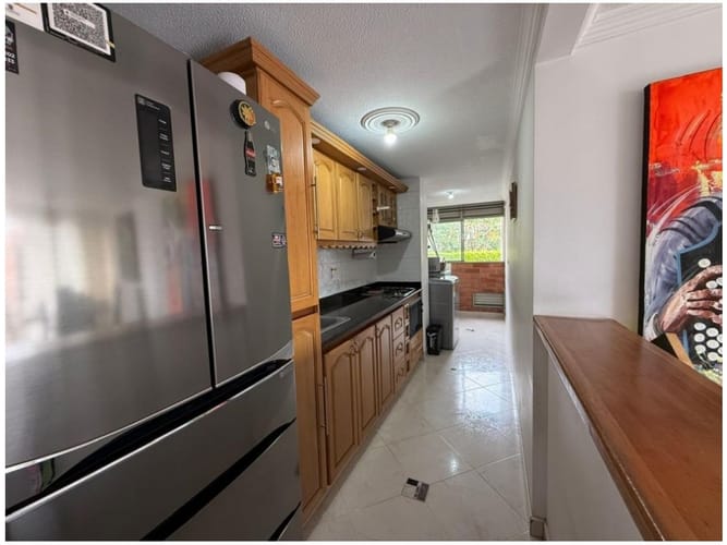 Apartamento en venta en Loma De Los Bernal, Medellín · foto 7 de 20
