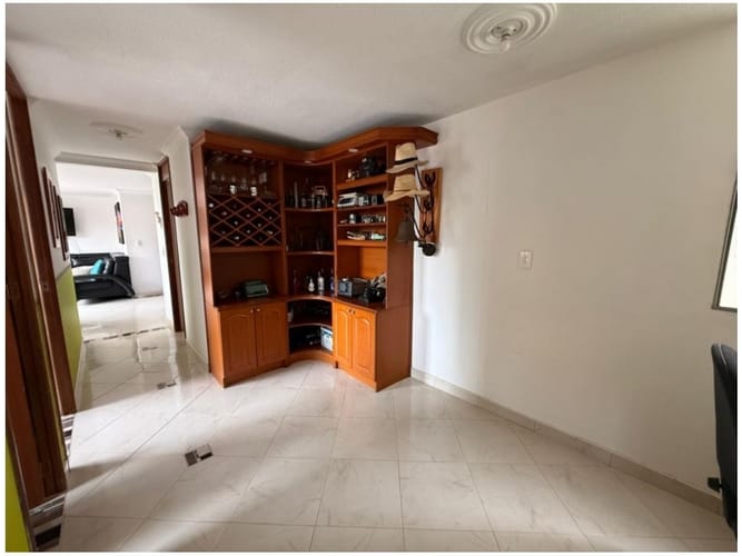 Apartamento en venta en Loma De Los Bernal, Medellín · foto 9 de 20