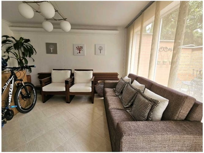 Casa de 4 alcobas en venta en El Poblado, Medellín, 225 m² · foto 6 de 17