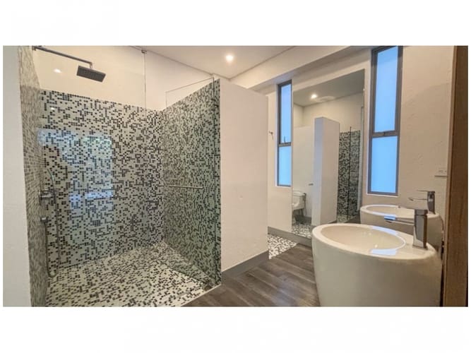 Casa de 6 alcobas en venta en Pantanillo, Rionegro, 635 m² · foto 15 de 24