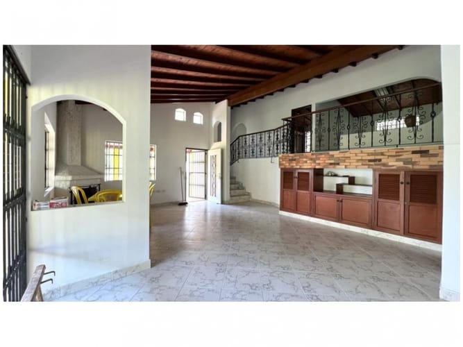 Casa de 6 alcobas en venta en La Doctora, Sabaneta, 400 m² · foto 8 de 22