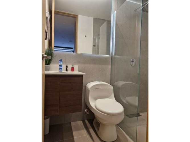 Apartamento en venta en El Poblado, Medellín · foto 14 de 24
