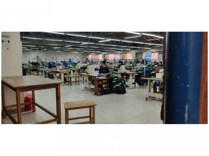 Bodega en venta en La Libertad, Medellín, 3000 m² · foto 11 de 21