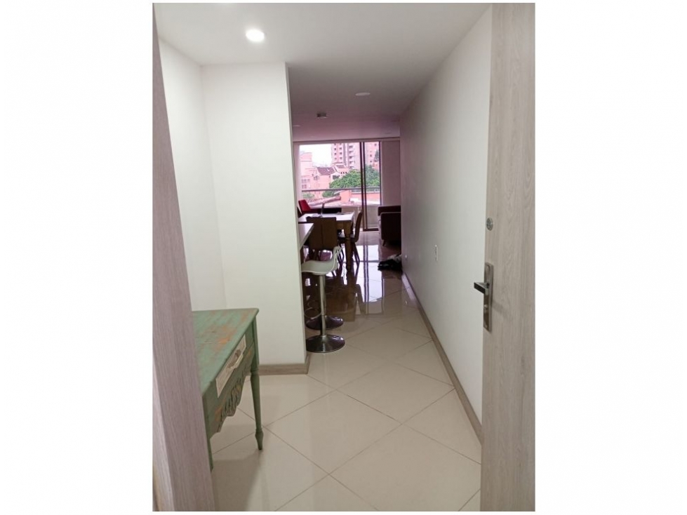 Apartamento en venta en La Orquidea, Medellín · foto 10 de 24
