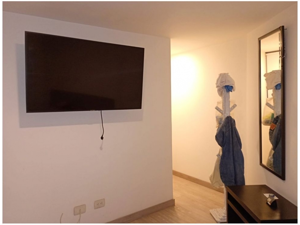 Apartamento en venta en La Orquidea, Medellín · foto 11 de 24