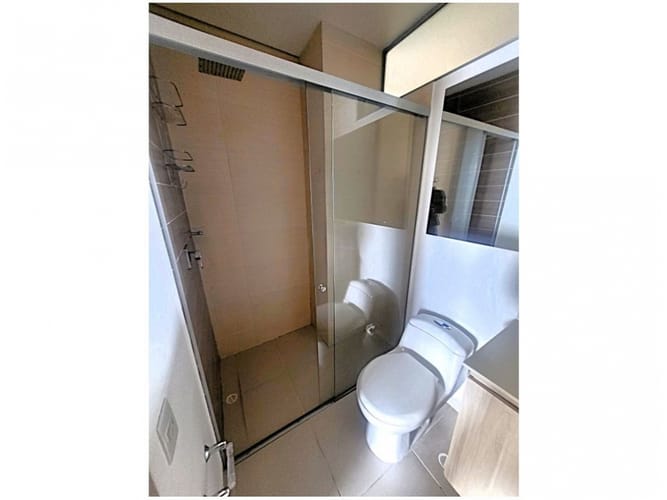 Apartaestudio en venta en El Poblado, Medellín, 55 m² · foto 15 de 24