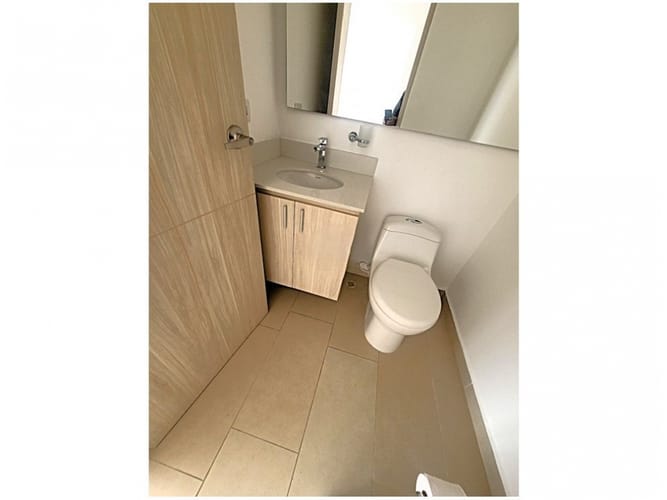 Apartaestudio en venta en El Poblado, Medellín, 55 m² · foto 16 de 24
