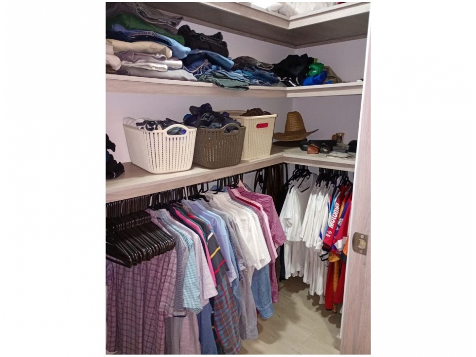 Apartamento en venta en La Orquidea, Medellín · foto 17 de 24