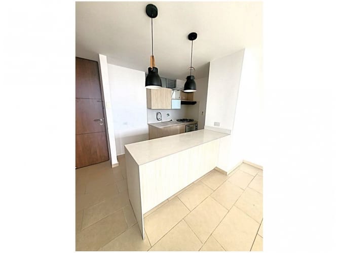 Apartaestudio en venta en El Poblado, Medellín, 55 m² · foto 18 de 24