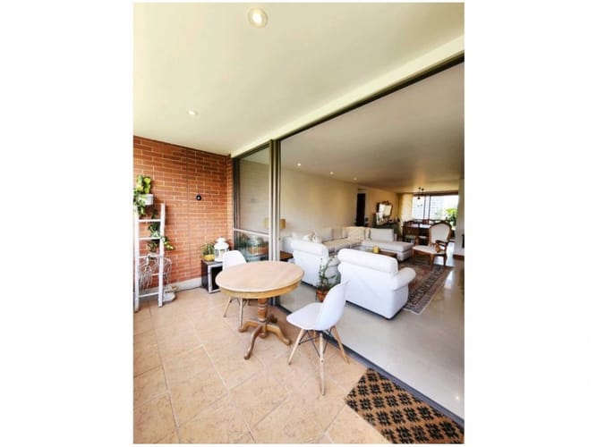 Apartamento de 3 alcobas en venta en El Poblado, Medellín, 160 m² · foto 3 de 19