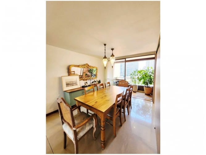 Apartamento de 3 alcobas en venta en El Poblado, Medellín, 160 m² · foto 5 de 19