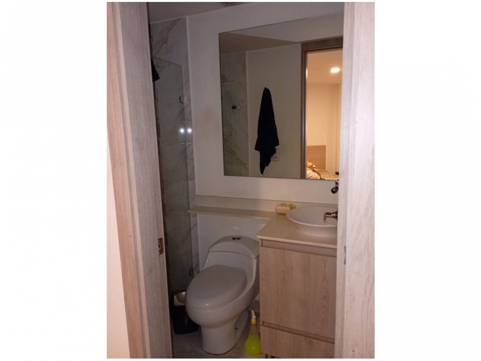 Apartamento en venta en La Orquidea, Medellín · foto 23 de 24