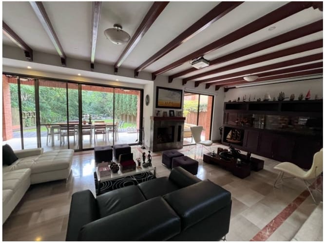 Casa de 4 alcobas en venta en San Lucas, Medellín, 605 m² · foto 11 de 24