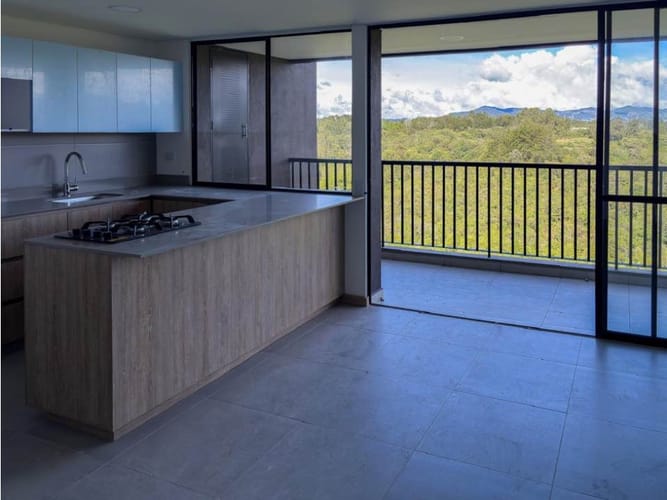 Apartamento de 3 alcobas en venta en Rionegro, 86 m² · foto 2 de 6