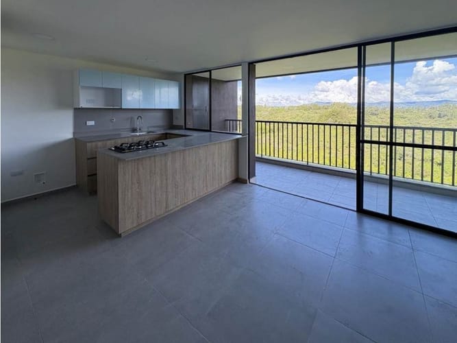 Apartamento de 3 alcobas en venta en Rionegro, 86 m² · foto 3 de 6