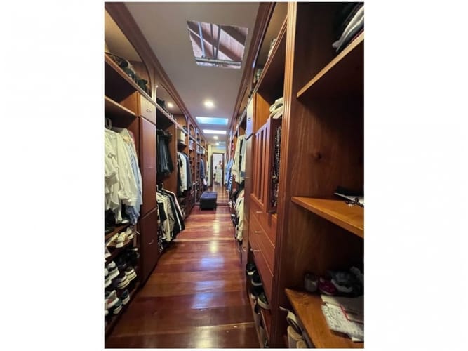 Casa de 4 alcobas en venta en San Lucas, Medellín, 605 m² · foto 22 de 24