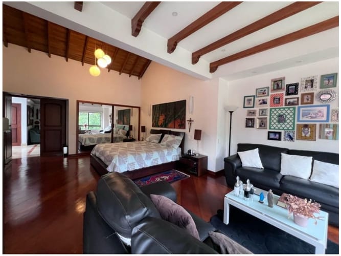 Casa de 4 alcobas en venta en San Lucas, Medellín, 605 m² · foto 24 de 24