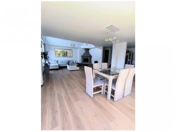 Casa de 4 alcobas en venta en Escobero, Envigado, 390 m² · foto 4 de 22
