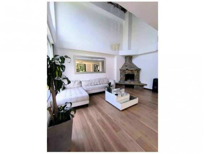 Casa de 4 alcobas en venta en Escobero, Envigado, 390 m² · foto 11 de 22