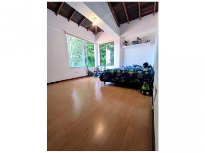 Casa de 4 alcobas en venta en Escobero, Envigado, 390 m² · foto 18 de 22