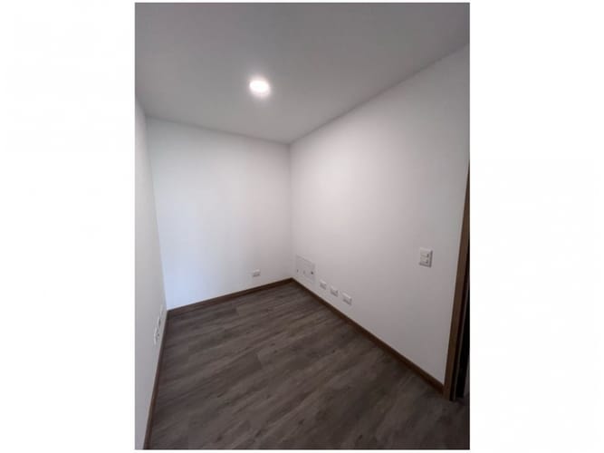 Apartamento de 3 alcobas en venta en San Rafael, Sabaneta, 87 m² · foto 12 de 24