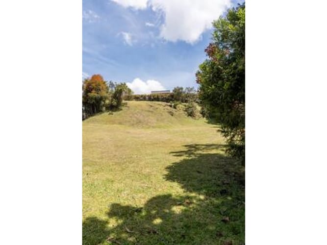 Lote en venta en Pantanillo, Envigado, 2063 m² · foto 4 de 6