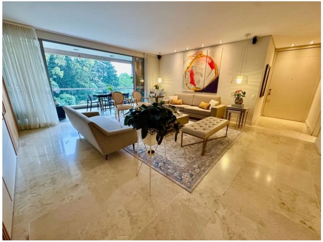 Apartamento de 4 alcobas en venta en Altos Del Poblado, Medellín, 290 m² · foto 7 de 21