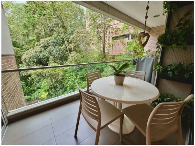 Apartamento de 4 alcobas en venta en Altos Del Poblado, Medellín, 290 m² · foto 9 de 21