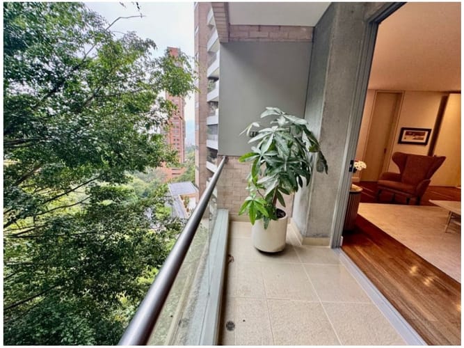 Apartamento de 4 alcobas en venta en Altos Del Poblado, Medellín, 290 m² · foto 16 de 21