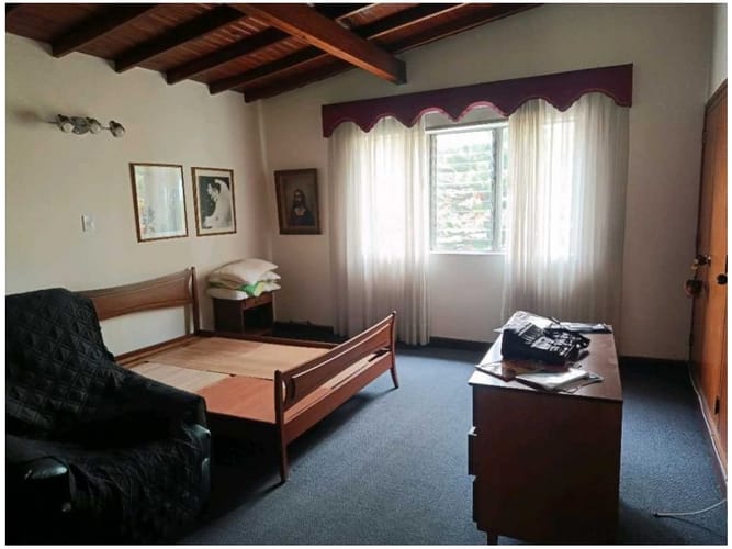 Casa de 5 alcobas en venta en Simon Bolivar, Medellín, 420 m² · foto 2 de 24