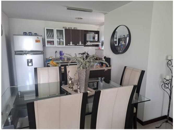 Apartamento en venta en El Poblado, Medellín · foto 14 de 24