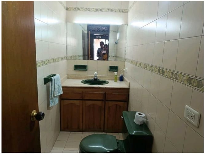 Casa de 5 alcobas en venta en Simon Bolivar, Medellín, 420 m² · foto 16 de 24
