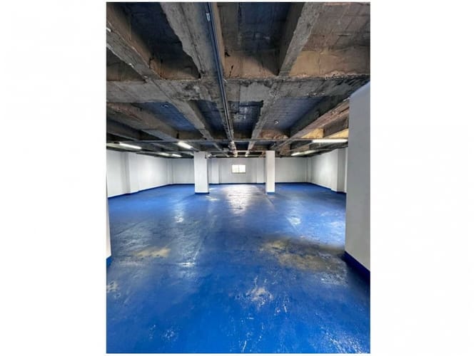 Edificio en venta en Suarez, Bello, 1980 m² · foto 2 de 8